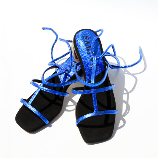 Sandalias de tacón ancho piel metalizada azul - Sabinis Eternal