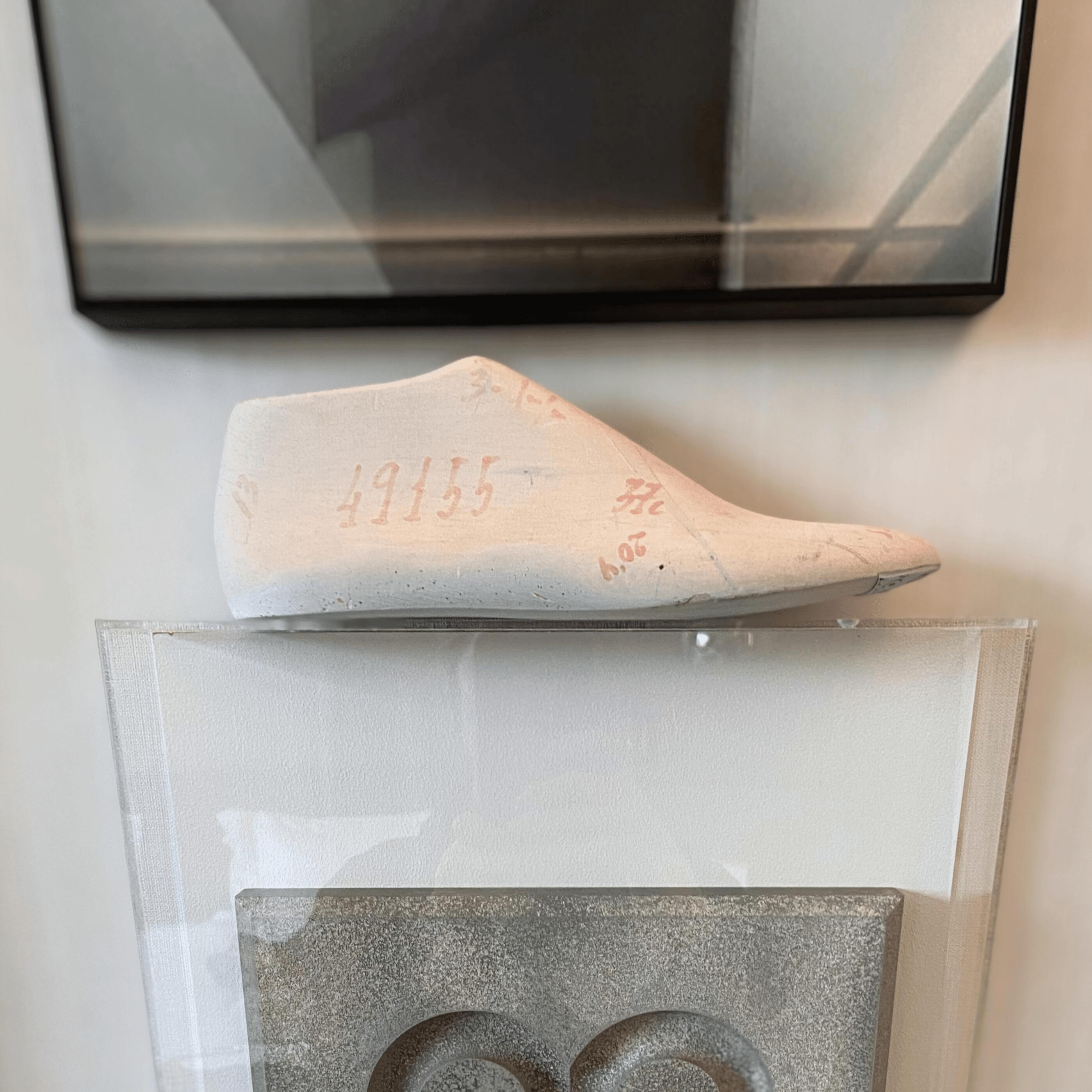 Objeto decoración artesanal recuperado de talleres sabinis