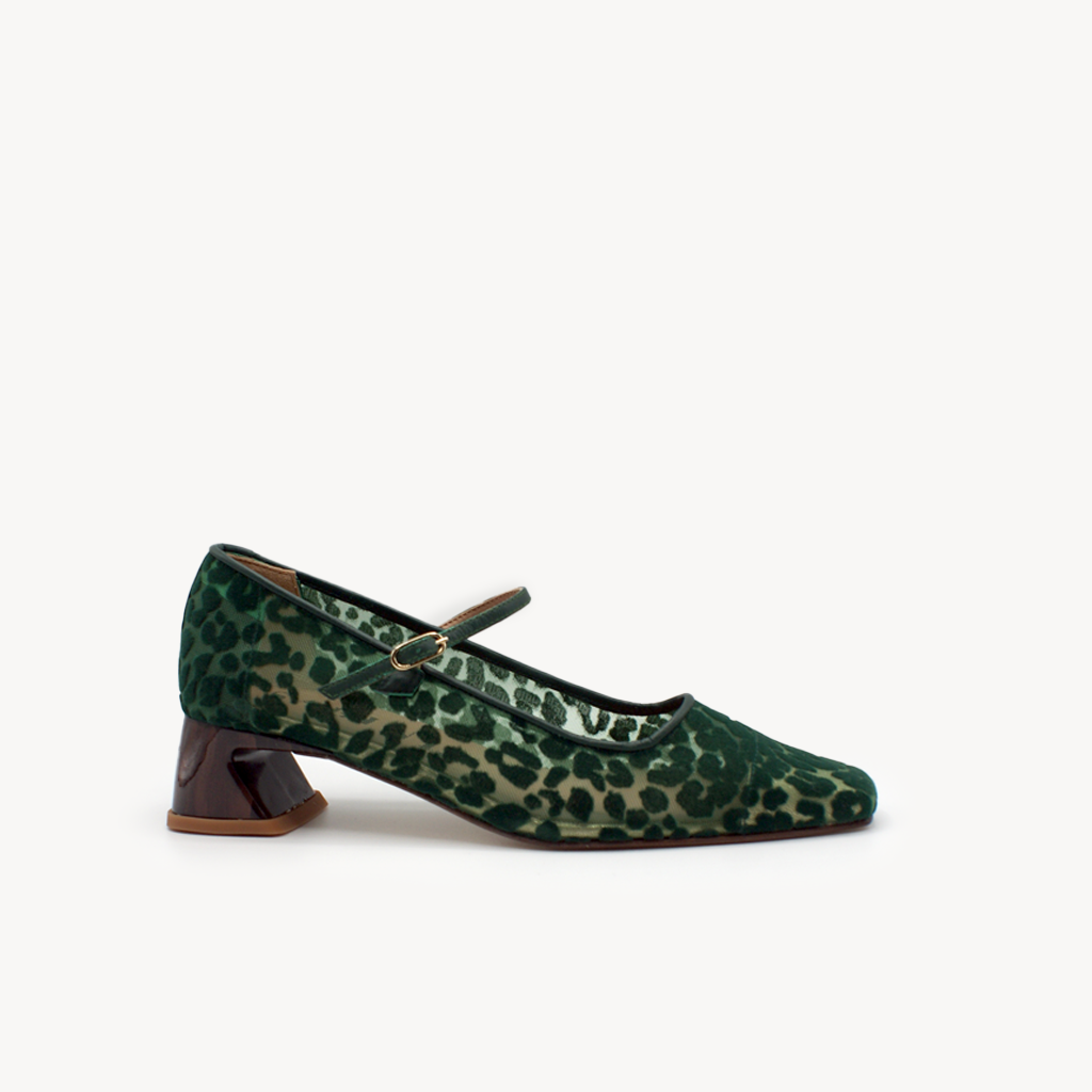 Zapato Mary Jane de rejilla con estampado leopardo verde y tacón geométrico – Sabinis